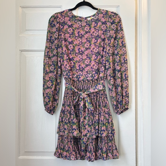 Boden Dresses & Skirts - Boden Floral Plisse Long Sleeve Mini Dress, size 6